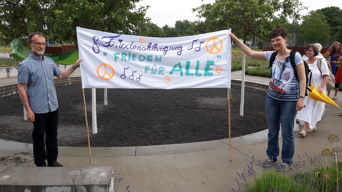 Friedensklangweg Banner Friedensklangweg Banner